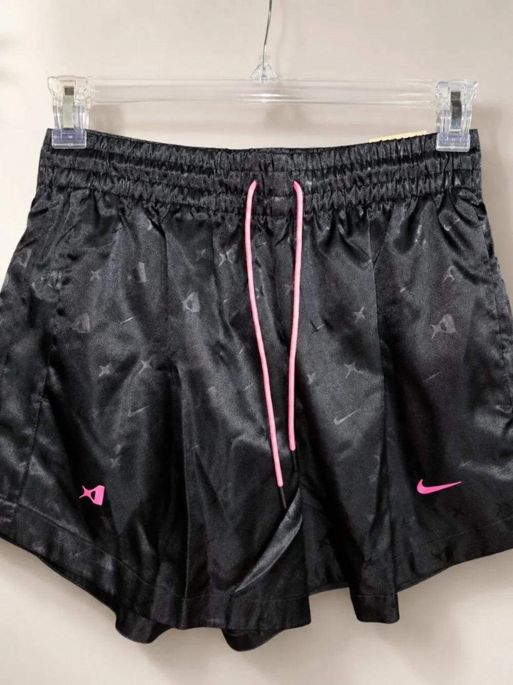 Nike HM7710-010 Black Satin Basketball Shorts Pink Swoosh Women’s M NWT - Picture 2 of 10